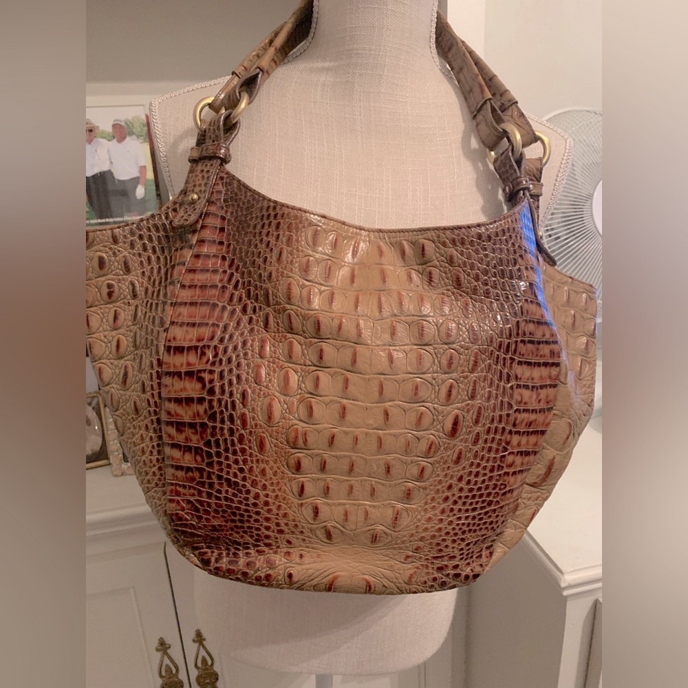 🔥SALE🔥❤️BRAHMIN❤️GORGEOUS SHOULDER HANDBAG!! - Picture 1 of 12